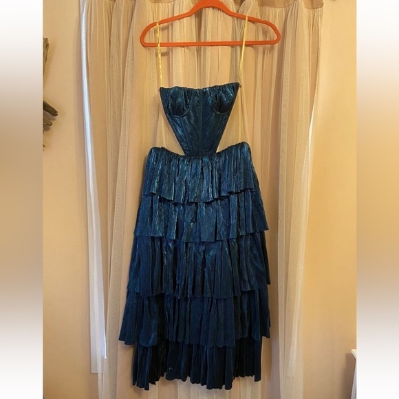 Bronx & Banco Dress - Picture 4 of 8